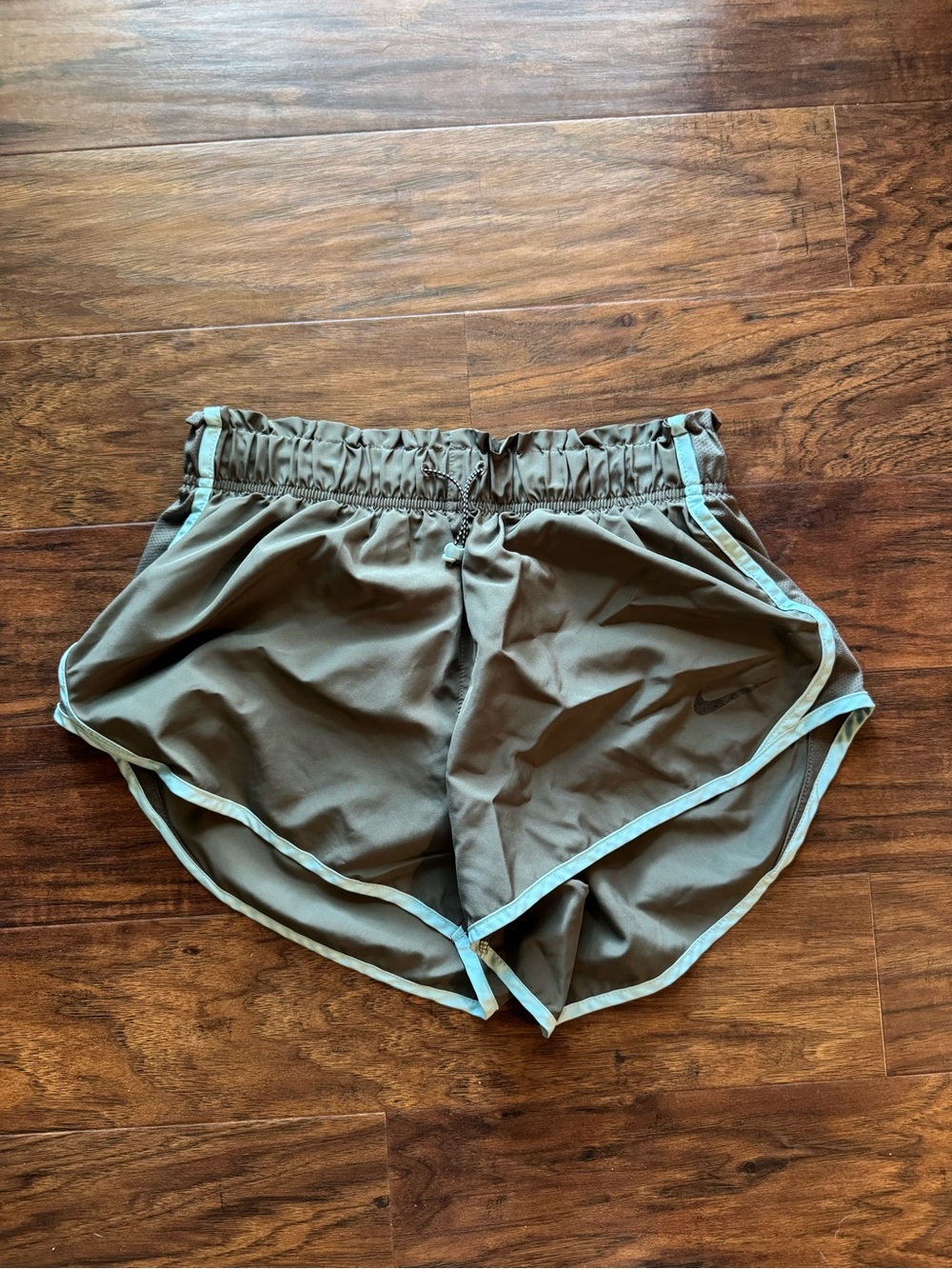 Nike drawstring dry-fit shorts - Olive & teal